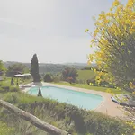 Hotel Poggio Pistolese 2*