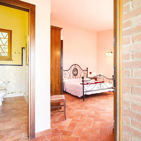 Poggio Pistolese Hotel 2*